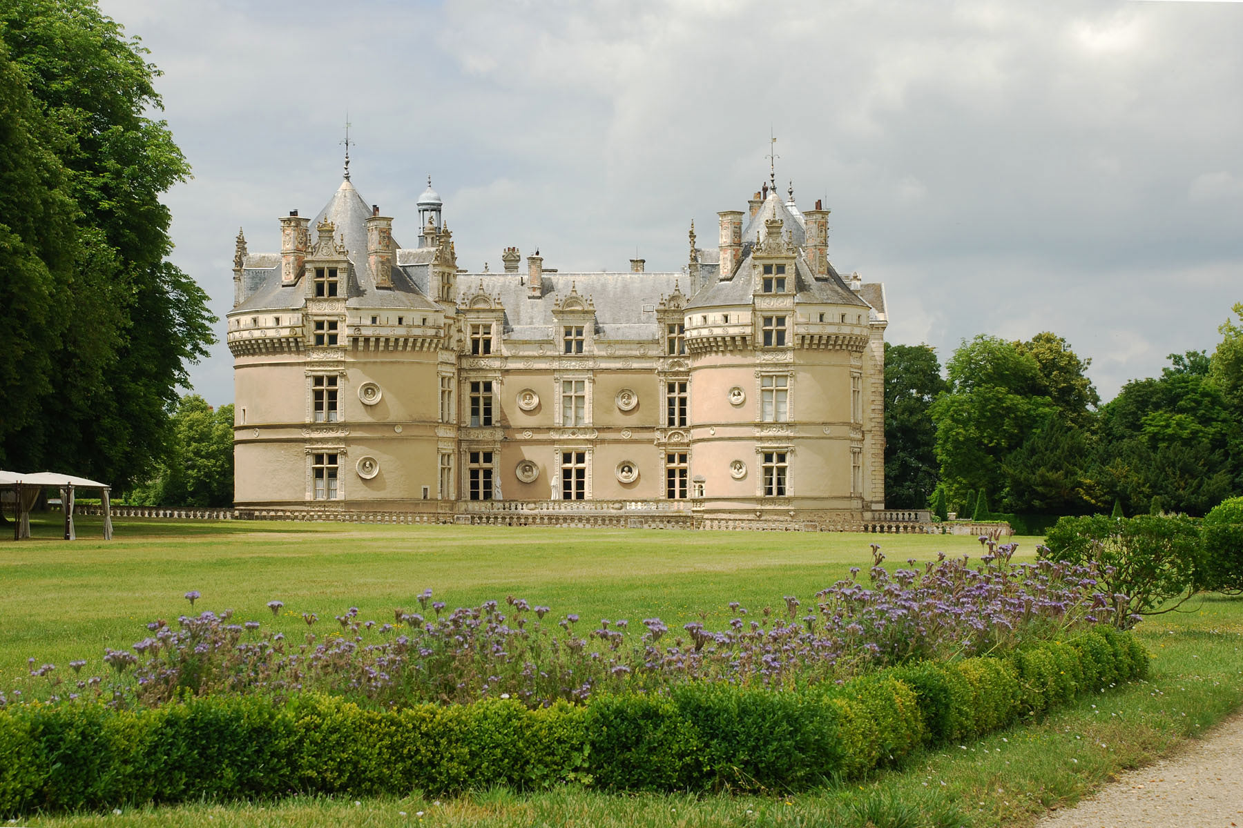 Le Lude